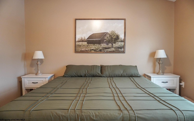 202 Summerfield Drive, Morgantown, West Virginia 26508, 3 Bedrooms Bedrooms, 6 Rooms Rooms,2 BathroomsBathrooms,Single Family Attached,For Sale,Summerfield,10163467