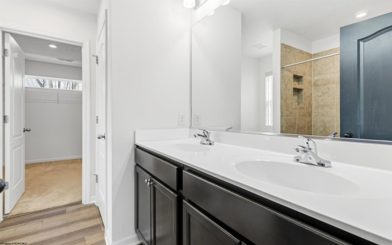 353 Bay Street, Morgantown, West Virginia 26508, 4 Bedrooms Bedrooms, 8 Rooms Rooms,2 BathroomsBathrooms,Single Family Detached,For Sale,Bay,10163477