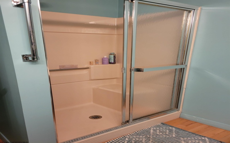 619 Deerfield Drive, Bridgeport, West Virginia 26330, 3 Bedrooms Bedrooms, 6 Rooms Rooms,2 BathroomsBathrooms,Single Family Attached,For Sale,Deerfield,10163474