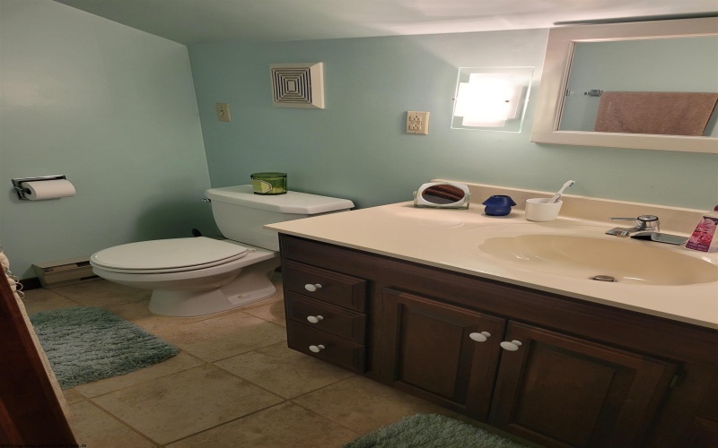 619 Deerfield Drive, Bridgeport, West Virginia 26330, 3 Bedrooms Bedrooms, 6 Rooms Rooms,2 BathroomsBathrooms,Single Family Attached,For Sale,Deerfield,10163474