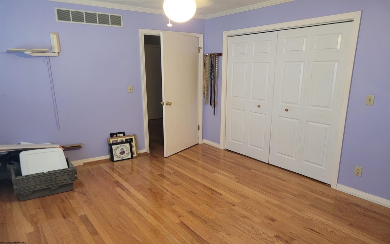 619 Deerfield Drive, Bridgeport, West Virginia 26330, 3 Bedrooms Bedrooms, 6 Rooms Rooms,2 BathroomsBathrooms,Single Family Attached,For Sale,Deerfield,10163474