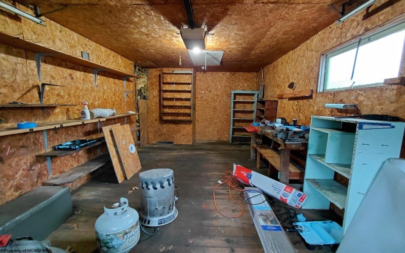 32 Circle Drive, Mount Clare, West Virginia 26408, 3 Bedrooms Bedrooms, 5 Rooms Rooms,1 BathroomBathrooms,Single Family Detached,For Sale,Circle,10163476