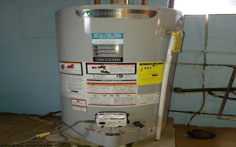 32 Circle Drive, Mount Clare, West Virginia 26408, 3 Bedrooms Bedrooms, 5 Rooms Rooms,1 BathroomBathrooms,Single Family Detached,For Sale,Circle,10163476