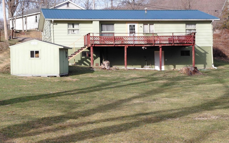 32 Circle Drive, Mount Clare, West Virginia 26408, 3 Bedrooms Bedrooms, 5 Rooms Rooms,1 BathroomBathrooms,Single Family Detached,For Sale,Circle,10163476