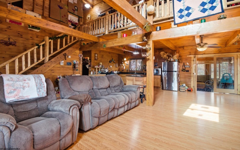 756 Pine Grove Road, Fairmont, West Virginia 26559, 3 Bedrooms Bedrooms, 8 Rooms Rooms,2 BathroomsBathrooms,Single Family Detached,For Sale,Pine Grove,10163475