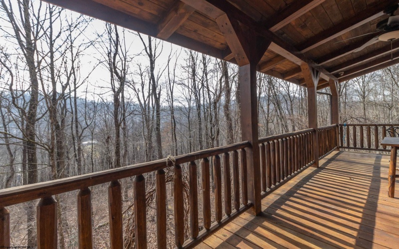 756 Pine Grove Road, Fairmont, West Virginia 26559, 3 Bedrooms Bedrooms, 8 Rooms Rooms,2 BathroomsBathrooms,Single Family Detached,For Sale,Pine Grove,10163475