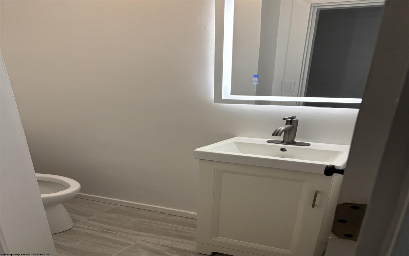 1206 Country Club Road, Fairmont, West Virginia 26554, 3 Bedrooms Bedrooms, 7 Rooms Rooms,1 BathroomBathrooms,Single Family Detached,For Sale,Country Club,10163473