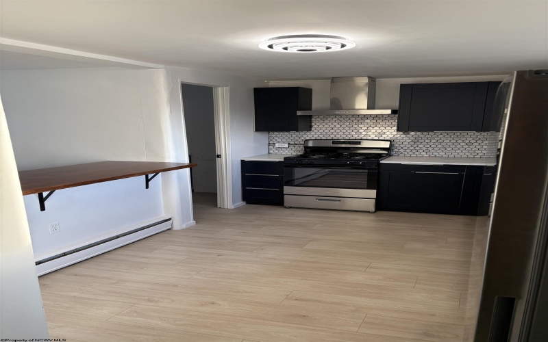 1206 Country Club Road, Fairmont, West Virginia 26554, 3 Bedrooms Bedrooms, 7 Rooms Rooms,1 BathroomBathrooms,Single Family Detached,For Sale,Country Club,10163473