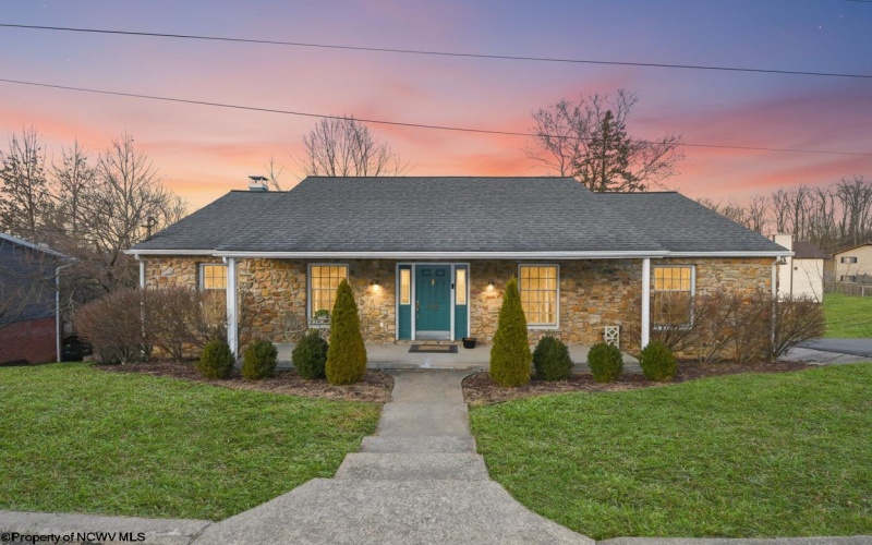 909 Cottonwood Street, Morgantown, West Virginia 26505, 3 Bedrooms Bedrooms, 7 Rooms Rooms,3 BathroomsBathrooms,Single Family Detached,For Sale,Cottonwood,10163470 909 Cottonwood Street, Morgantown, West Virginia 26505, 3 Bedrooms Bedrooms, 7 Rooms Rooms,3 BathroomsBathrooms,Single Family Detached,For Sale,Cottonwood,10163470