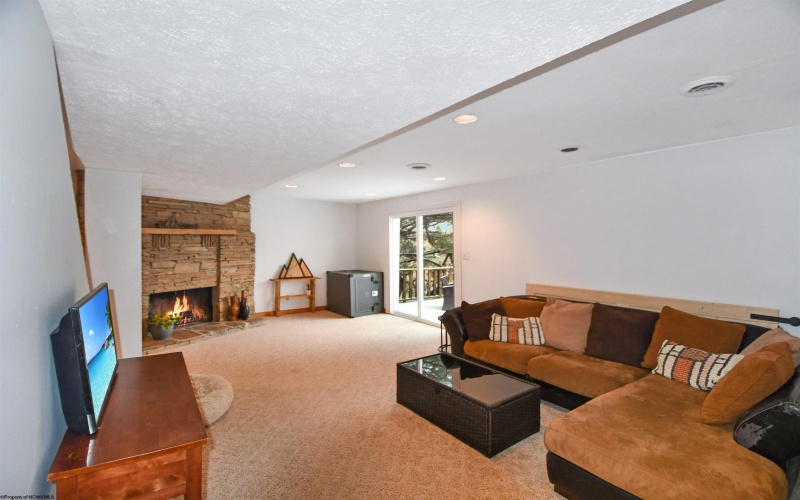 909 Cottonwood Street, Morgantown, West Virginia 26505, 3 Bedrooms Bedrooms, 7 Rooms Rooms,3 BathroomsBathrooms,Single Family Detached,For Sale,Cottonwood,10163470 909 Cottonwood Street, Morgantown, West Virginia 26505, 3 Bedrooms Bedrooms, 7 Rooms Rooms,3 BathroomsBathrooms,Single Family Detached,For Sale,Cottonwood,10163470