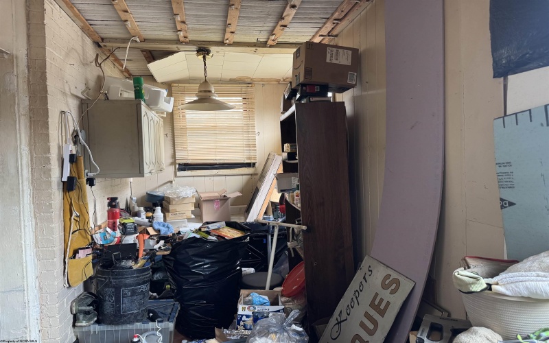 523 7th Street, Clarksburg, West Virginia 26301, 3 Bedrooms Bedrooms, 8 Rooms Rooms,2 BathroomsBathrooms,Single Family Detached,For Sale,7th,10163471