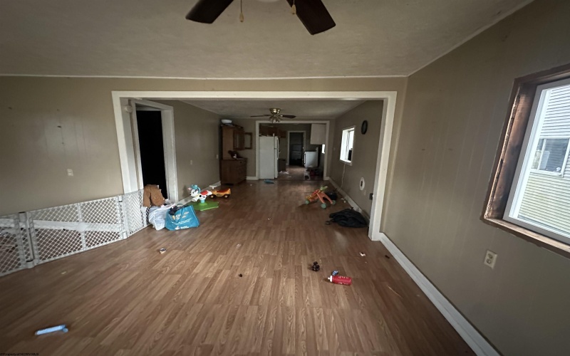 1208 River Avenue, Weston, West Virginia 26452, 3 Bedrooms Bedrooms, 6 Rooms Rooms,1 BathroomBathrooms,Single Family Detached,For Sale,River,10163478 1208 River Avenue, Weston, West Virginia 26452, 3 Bedrooms Bedrooms, 6 Rooms Rooms,1 BathroomBathrooms,Single Family Detached,For Sale,River,10163478