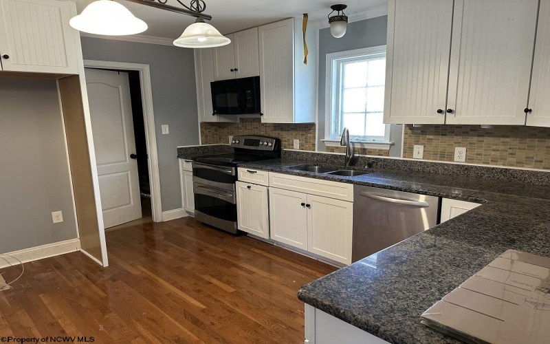 30 Forbes Drive, Buckhannon, West Virginia 26201, 4 Bedrooms Bedrooms, 10 Rooms Rooms,3 BathroomsBathrooms,Single Family Detached,For Sale,Forbes,10163491