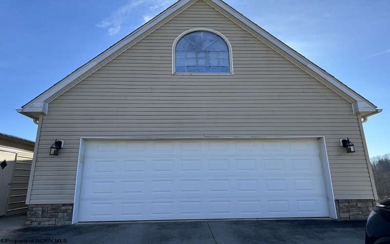 30 Forbes Drive, Buckhannon, West Virginia 26201, 4 Bedrooms Bedrooms, 10 Rooms Rooms,3 BathroomsBathrooms,Single Family Detached,For Sale,Forbes,10163491