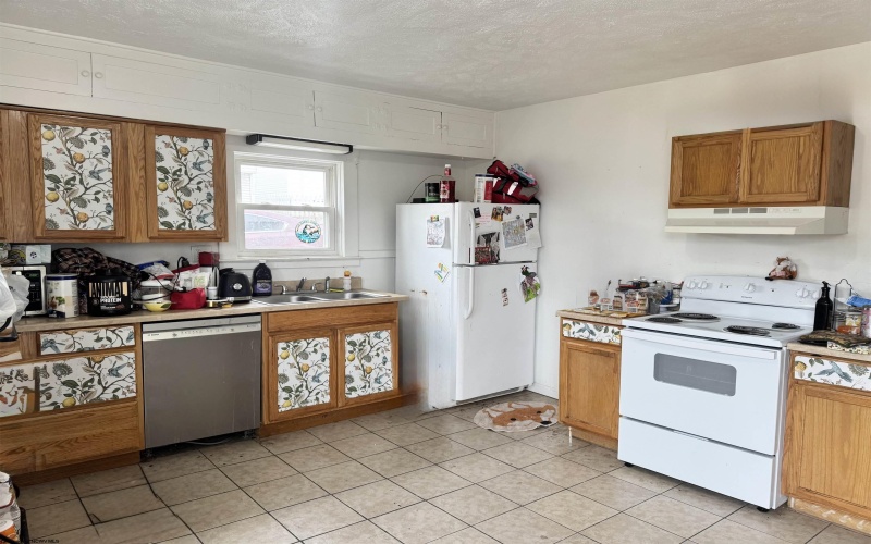 200.5 Bellview Avenue, Fairmont, West Virginia 26554, ,Multi-unit/income,For Sale,Bellview,10163489