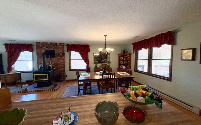 344 Harpertown Road, Elkins, West Virginia 26241, 4 Bedrooms Bedrooms, 8 Rooms Rooms,3 BathroomsBathrooms,Single Family Detached,For Sale,Harpertown,10163490