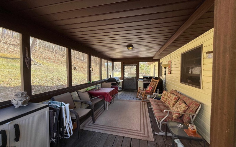 344 Harpertown Road, Elkins, West Virginia 26241, 4 Bedrooms Bedrooms, 8 Rooms Rooms,3 BathroomsBathrooms,Single Family Detached,For Sale,Harpertown,10163490