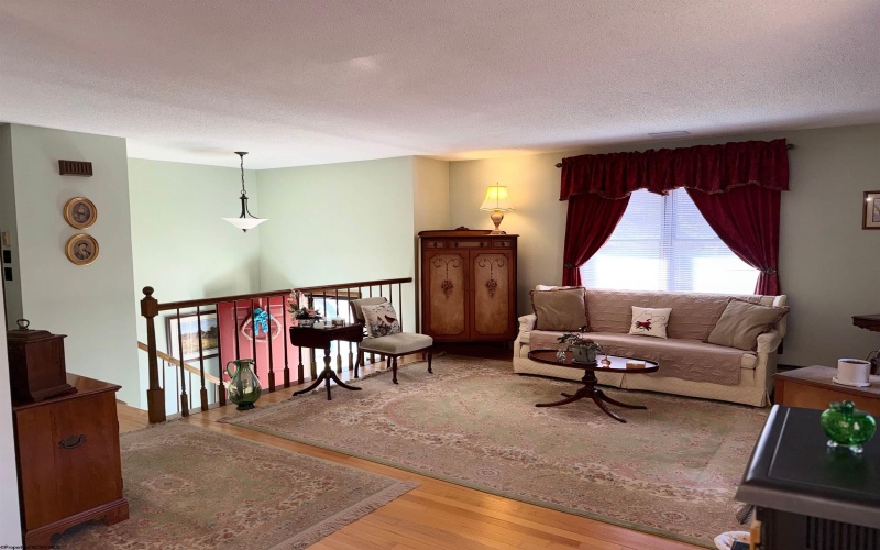 344 Harpertown Road, Elkins, West Virginia 26241, 4 Bedrooms Bedrooms, 8 Rooms Rooms,3 BathroomsBathrooms,Single Family Detached,For Sale,Harpertown,10163490