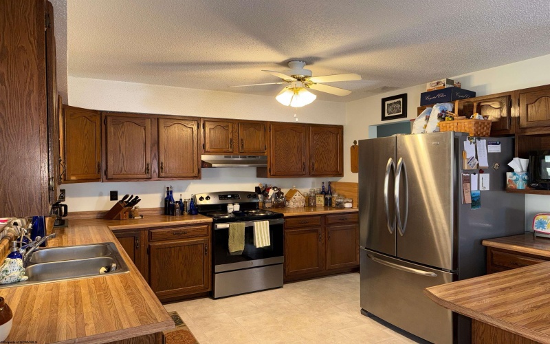 344 Harpertown Road, Elkins, West Virginia 26241, 4 Bedrooms Bedrooms, 8 Rooms Rooms,3 BathroomsBathrooms,Single Family Detached,For Sale,Harpertown,10163490