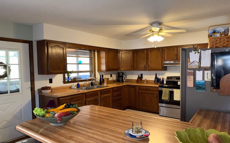 344 Harpertown Road, Elkins, West Virginia 26241, 4 Bedrooms Bedrooms, 8 Rooms Rooms,3 BathroomsBathrooms,Single Family Detached,For Sale,Harpertown,10163490