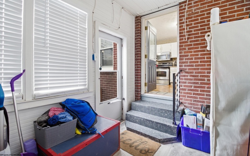 164 Seneca Drive, Clarksburg, West Virginia 26301, 3 Bedrooms Bedrooms, 6 Rooms Rooms,1 BathroomBathrooms,Single Family Detached,For Sale,Seneca,10163488