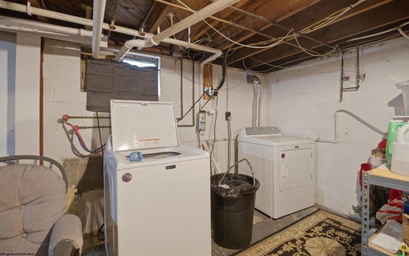 164 Seneca Drive, Clarksburg, West Virginia 26301, 3 Bedrooms Bedrooms, 6 Rooms Rooms,1 BathroomBathrooms,Single Family Detached,For Sale,Seneca,10163488