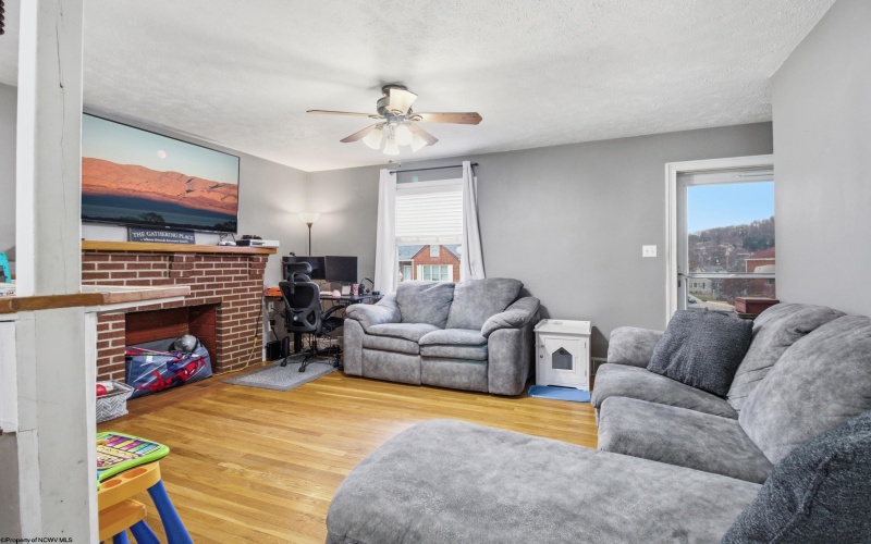 164 Seneca Drive, Clarksburg, West Virginia 26301, 3 Bedrooms Bedrooms, 6 Rooms Rooms,1 BathroomBathrooms,Single Family Detached,For Sale,Seneca,10163488