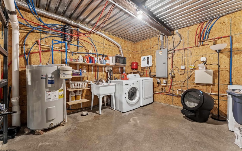 160 Greenbrier Street, Morgantown, West Virginia 26501, 3 Bedrooms Bedrooms, 8 Rooms Rooms,2 BathroomsBathrooms,Single Family Detached,For Sale,Greenbrier,10163479