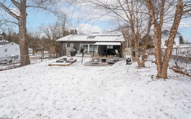 160 Greenbrier Street, Morgantown, West Virginia 26501, 3 Bedrooms Bedrooms, 8 Rooms Rooms,2 BathroomsBathrooms,Single Family Detached,For Sale,Greenbrier,10163479