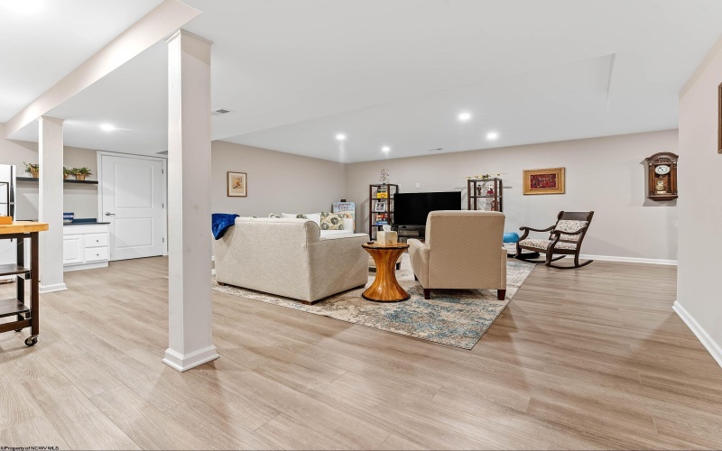 82 Lavista Drive, Morgantown, West Virginia 26508, 4 Bedrooms Bedrooms, 8 Rooms Rooms,3 BathroomsBathrooms,Single Family Detached,For Sale,Lavista,10163483 82 Lavista Drive, Morgantown, West Virginia 26508, 4 Bedrooms Bedrooms, 8 Rooms Rooms,3 BathroomsBathrooms,Single Family Detached,For Sale,Lavista,10163483