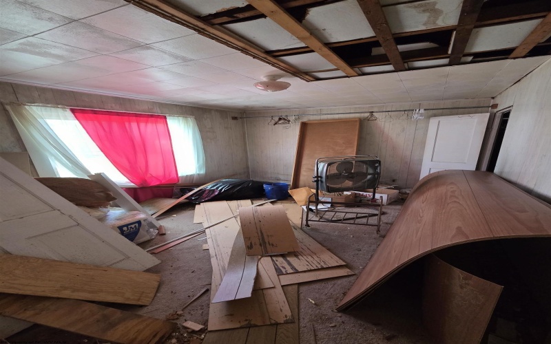 204-208 7th Street, Weston, West Virginia 26452, 2 Bedrooms Bedrooms, 6 Rooms Rooms,1 BathroomBathrooms,Single Family Detached,For Sale,7th,10163487