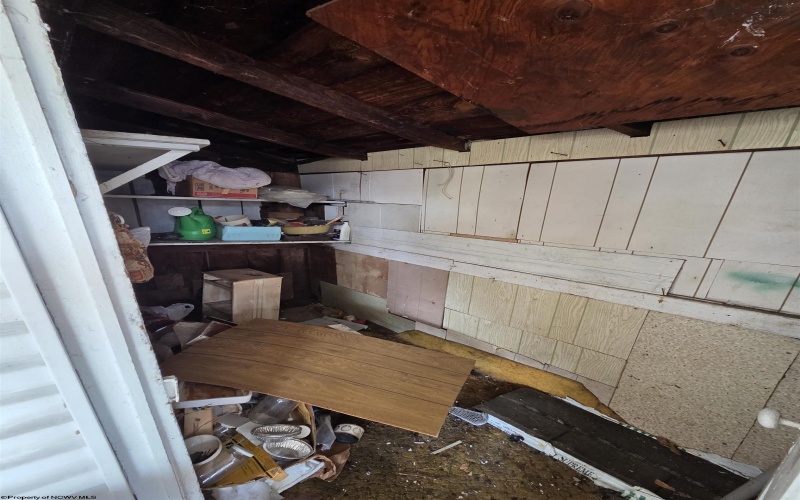 204-208 7th Street, Weston, West Virginia 26452, 2 Bedrooms Bedrooms, 6 Rooms Rooms,1 BathroomBathrooms,Single Family Detached,For Sale,7th,10163487