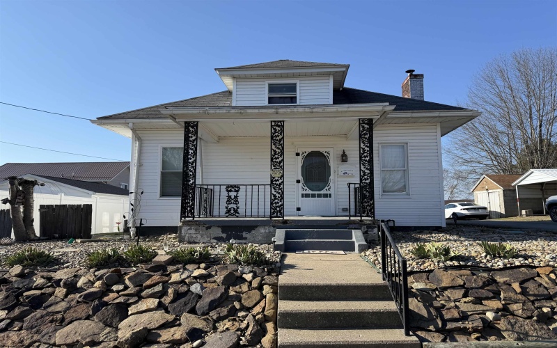 1208 16th Street, Clarksburg, West Virginia 26301, 2 Bedrooms Bedrooms, 5 Rooms Rooms,1 BathroomBathrooms,Single Family Detached,For Sale,16th,10163492