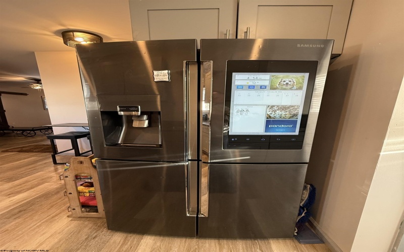 1208 16th Street, Clarksburg, West Virginia 26301, 2 Bedrooms Bedrooms, 5 Rooms Rooms,1 BathroomBathrooms,Single Family Detached,For Sale,16th,10163492