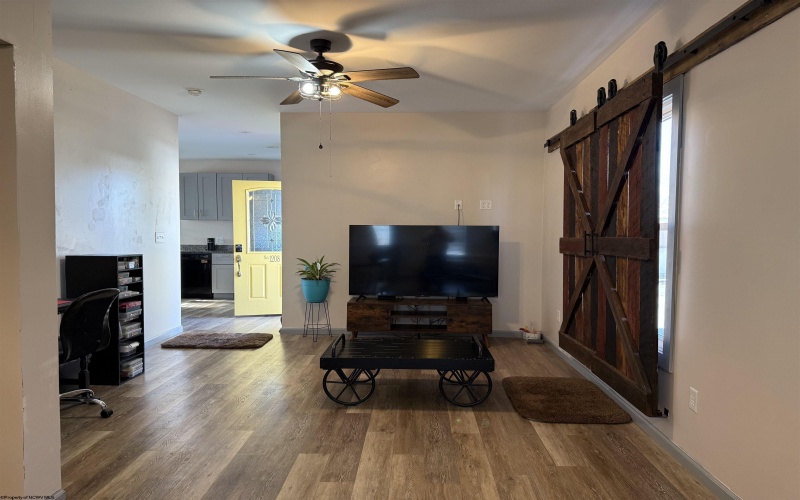 1208 16th Street, Clarksburg, West Virginia 26301, 2 Bedrooms Bedrooms, 5 Rooms Rooms,1 BathroomBathrooms,Single Family Detached,For Sale,16th,10163492