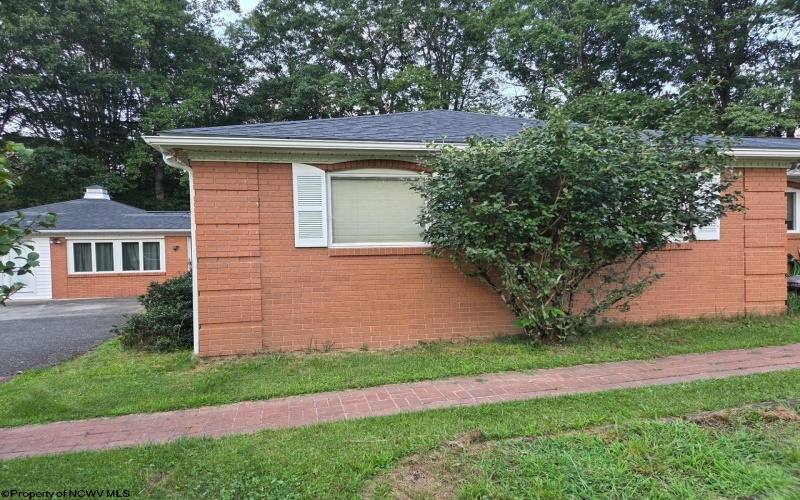 108 Cedarstone Lane, Elkins, West Virginia 26241, 3 Bedrooms Bedrooms, 7 Rooms Rooms,2 BathroomsBathrooms,Single Family Detached,For Sale,Cedarstone,10163499