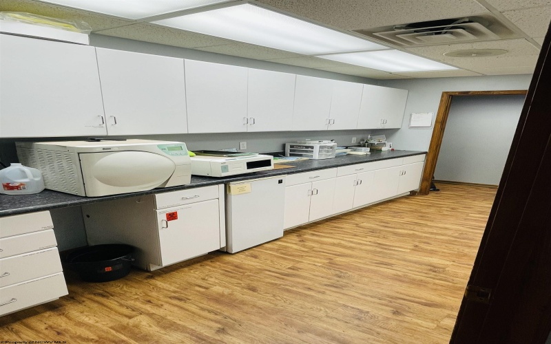 304 Riverview Drive, Sutton, West Virginia 26601, ,Multi-unit/income,For Sale,Riverview,10163496