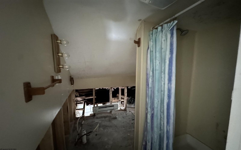 14 White Lamb Lane, Elkins, West Virginia 26241, 3 Bedrooms Bedrooms, 7 Rooms Rooms,2 BathroomsBathrooms,Single Family Detached,For Sale,White Lamb,10163501 14 White Lamb Lane, Elkins, West Virginia 26241, 3 Bedrooms Bedrooms, 7 Rooms Rooms,2 BathroomsBathrooms,Single Family Detached,For Sale,White Lamb,10163501