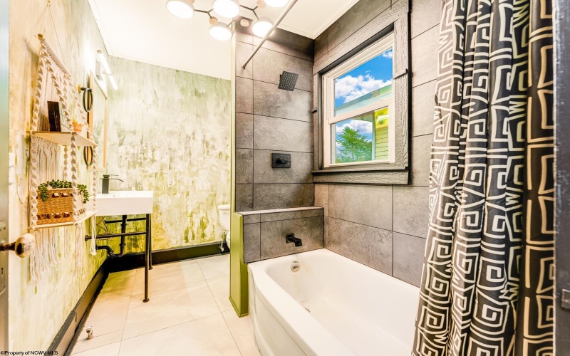 726 Benoni Avenue, Fairmont, West Virginia 26554, 2 Bedrooms Bedrooms, 6 Rooms Rooms,1 BathroomBathrooms,Single Family Detached,For Sale,Benoni,10163504 726 Benoni Avenue, Fairmont, West Virginia 26554, 2 Bedrooms Bedrooms, 6 Rooms Rooms,1 BathroomBathrooms,Single Family Detached,For Sale,Benoni,10163504