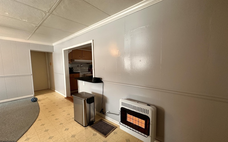 25 3rd Street, Gypsy, West Virginia 26361, 2 Bedrooms Bedrooms, 5 Rooms Rooms,1 BathroomBathrooms,Single Family Detached,For Sale,3rd,10163508 25 3rd Street, Gypsy, West Virginia 26361, 2 Bedrooms Bedrooms, 5 Rooms Rooms,1 BathroomBathrooms,Single Family Detached,For Sale,3rd,10163508