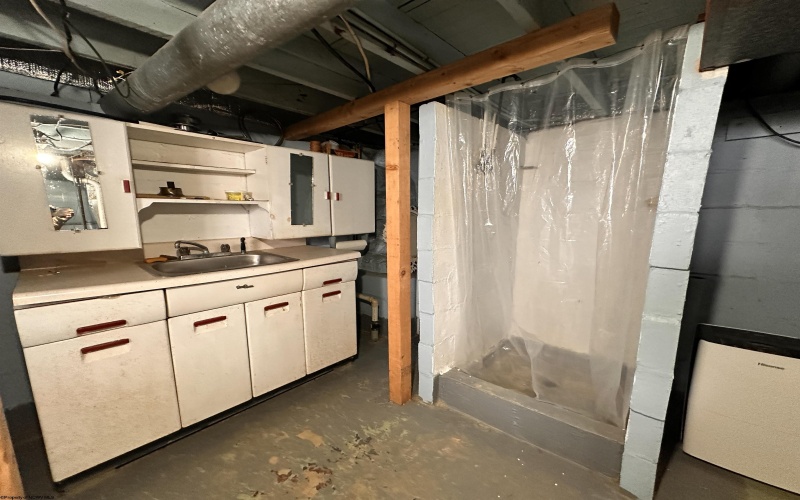 25 3rd Street, Gypsy, West Virginia 26361, 2 Bedrooms Bedrooms, 5 Rooms Rooms,1 BathroomBathrooms,Single Family Detached,For Sale,3rd,10163508 25 3rd Street, Gypsy, West Virginia 26361, 2 Bedrooms Bedrooms, 5 Rooms Rooms,1 BathroomBathrooms,Single Family Detached,For Sale,3rd,10163508