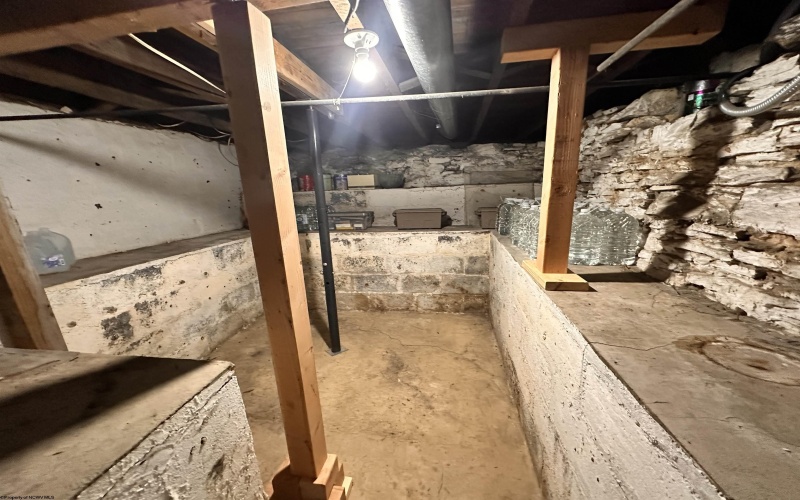 25 3rd Street, Gypsy, West Virginia 26361, 2 Bedrooms Bedrooms, 5 Rooms Rooms,1 BathroomBathrooms,Single Family Detached,For Sale,3rd,10163508 25 3rd Street, Gypsy, West Virginia 26361, 2 Bedrooms Bedrooms, 5 Rooms Rooms,1 BathroomBathrooms,Single Family Detached,For Sale,3rd,10163508