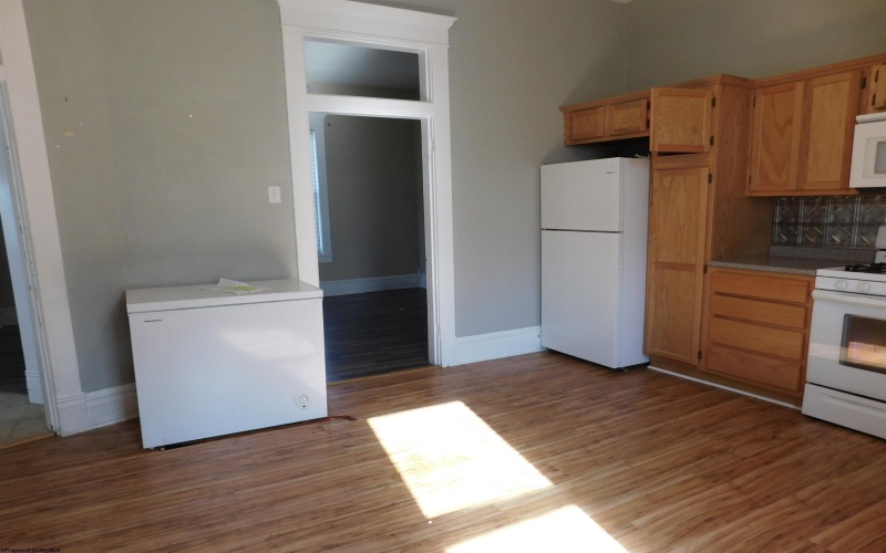 301 Lyndon Street, Lumberport, West Virginia 26386, 2 Bedrooms Bedrooms, 5 Rooms Rooms,1 BathroomBathrooms,Single Family Detached,For Sale,Lyndon,10163518 301 Lyndon Street, Lumberport, West Virginia 26386, 2 Bedrooms Bedrooms, 5 Rooms Rooms,1 BathroomBathrooms,Single Family Detached,For Sale,Lyndon,10163518