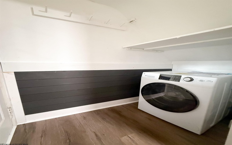 423 Grand Avenue, Bridgeport, West Virginia 26330, 3 Bedrooms Bedrooms, 7 Rooms Rooms,1 BathroomBathrooms,Single Family Detached,For Sale,Grand,10163539 423 Grand Avenue, Bridgeport, West Virginia 26330, 3 Bedrooms Bedrooms, 7 Rooms Rooms,1 BathroomBathrooms,Single Family Detached,For Sale,Grand,10163539