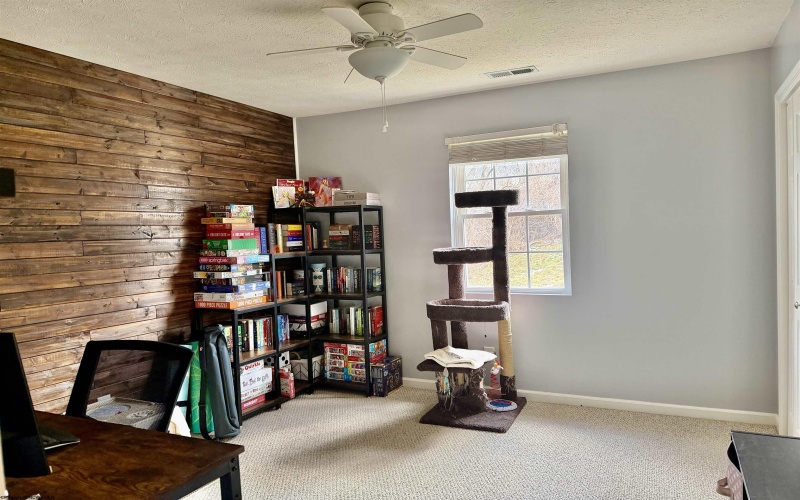 27 Clear Spring Drive, Morgantown, West Virginia 26508, 3 Bedrooms Bedrooms, 6 Rooms Rooms,2 BathroomsBathrooms,Single Family Attached,For Sale,Clear Spring,10163526