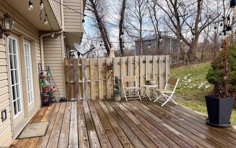 27 Clear Spring Drive, Morgantown, West Virginia 26508, 3 Bedrooms Bedrooms, 6 Rooms Rooms,2 BathroomsBathrooms,Single Family Attached,For Sale,Clear Spring,10163526