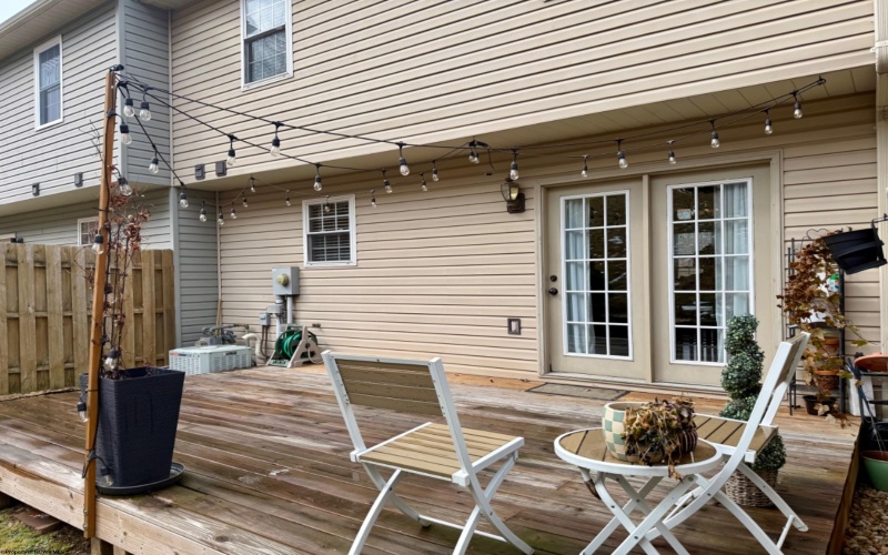 27 Clear Spring Drive, Morgantown, West Virginia 26508, 3 Bedrooms Bedrooms, 6 Rooms Rooms,2 BathroomsBathrooms,Single Family Attached,For Sale,Clear Spring,10163526