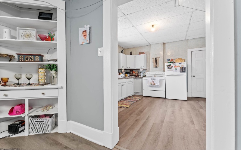 209 McLane Avenue, Morgantown, West Virginia 26505, ,Multi-unit/income,For Sale,McLane,10163533