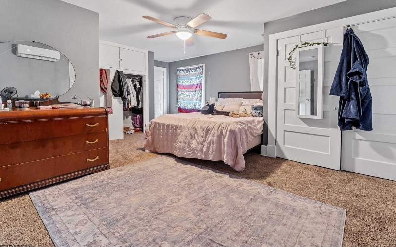 209 McLane Avenue, Morgantown, West Virginia 26505, ,Multi-unit/income,For Sale,McLane,10163533