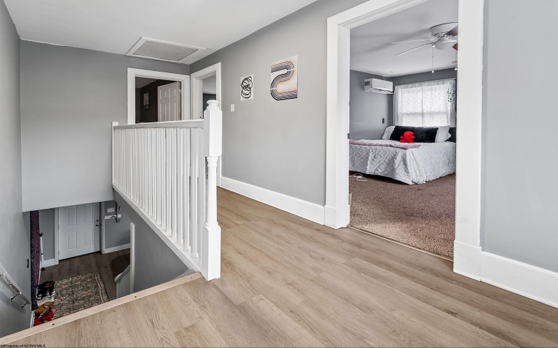 209 McLane Avenue, Morgantown, West Virginia 26505, ,Multi-unit/income,For Sale,McLane,10163533